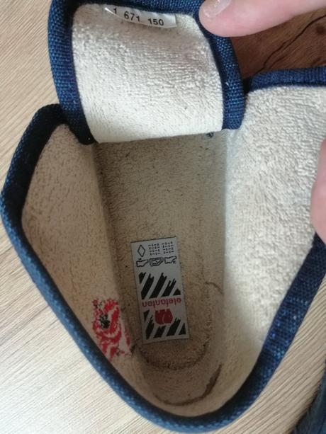 Modré papučky č.22, elefanten,22