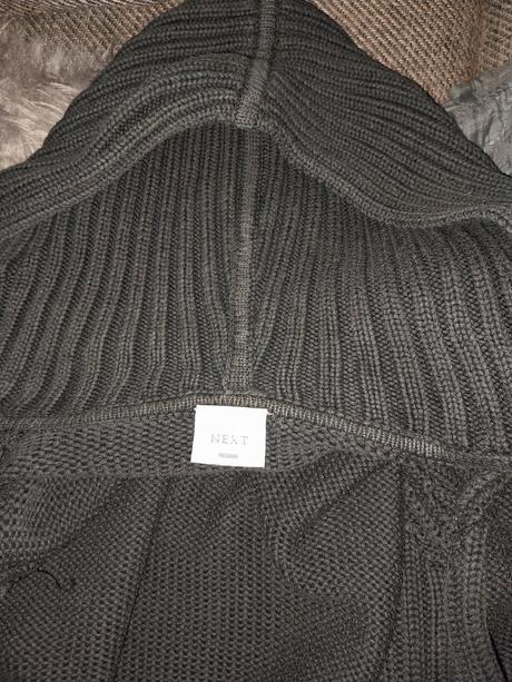 Sveter č38-40, next,38
