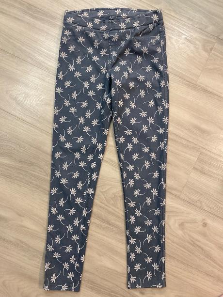 Dvoje džegínsy/ nohavice, pepperts,158