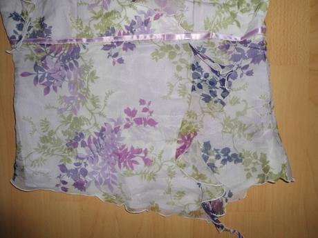 Farebny kvetovany top, 38