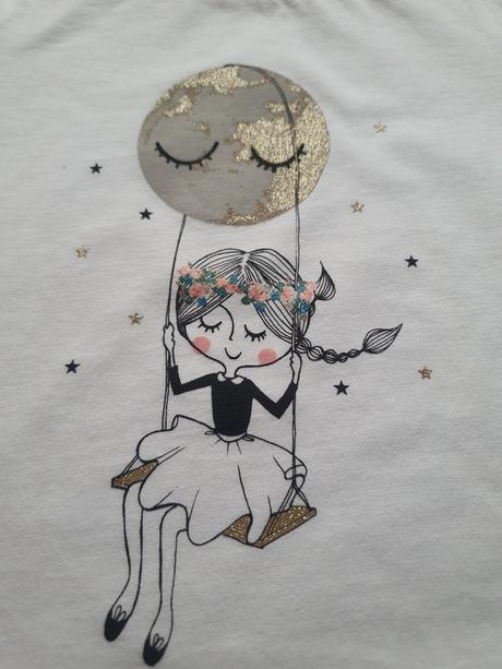 Tricko s trblietavym mesiacom, c&a,104