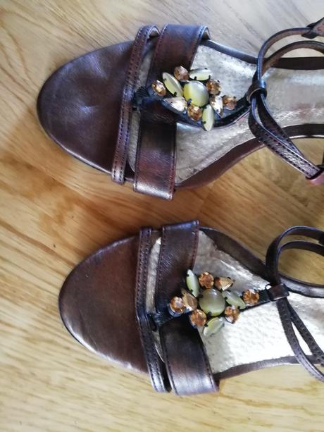 Sandálky massimo poli, 37