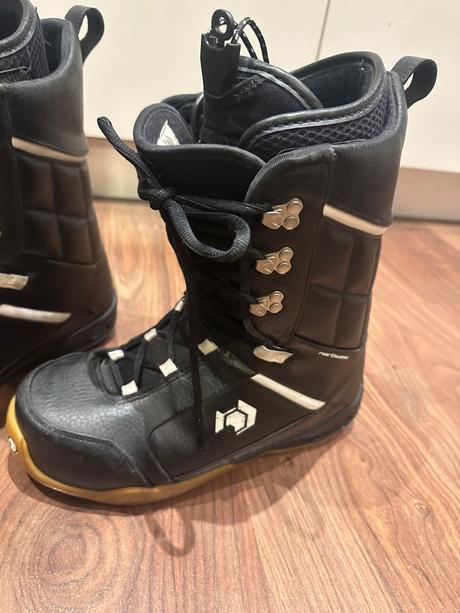 Snowboardove topanky, northwave,42
