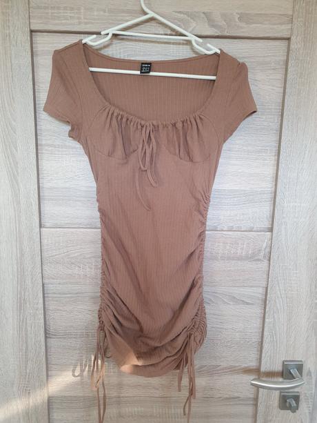Top, xs