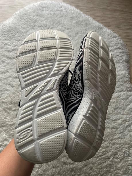 Tenisky so zvieracim motivom skechers, skechers,37