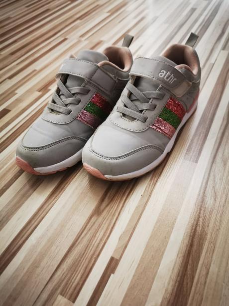 Tenisky, authority,34