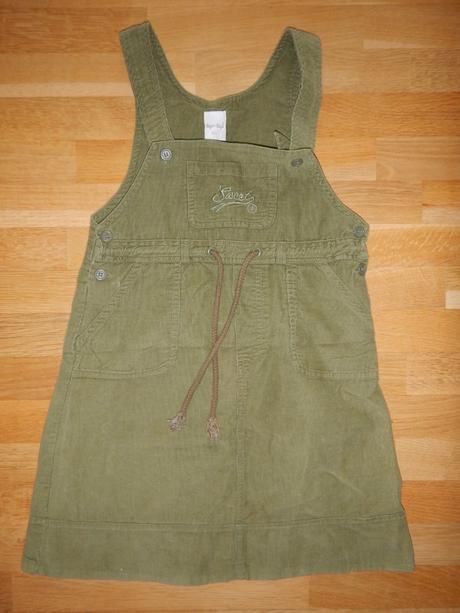 Mencestrove saty 2, tup tup,110