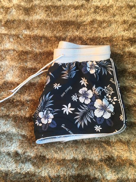 Plážové šortky , m