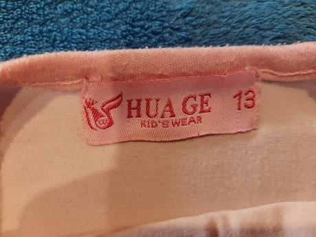 Tunika s čipkou, 104