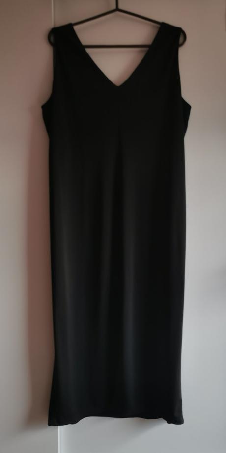 Čierne essence spoločenské šaty s flitrami, essence,44