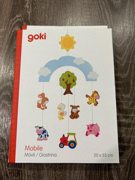 Goki zavesny kolotoč nad postielku,