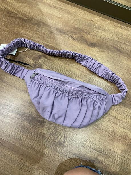 Fialová ľadvinka, reserved