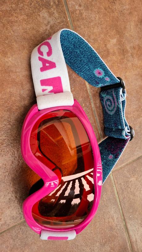 Lyžiarska prilba nevica + okuliare, s