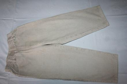 Menčestrove nohavice, mayoral,110