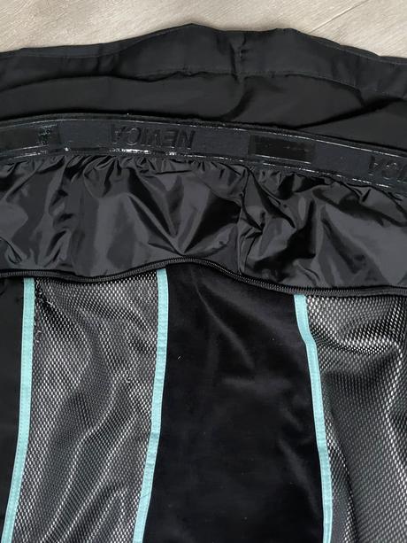 Nevica lyžiarská bunda veľmi kvalitná, 42