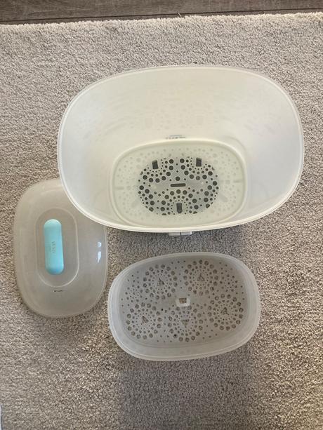 Elektricky parný sterilizátor, avent