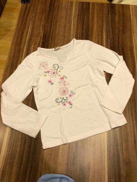 Tricko a mikina gratis k objednavke, 122