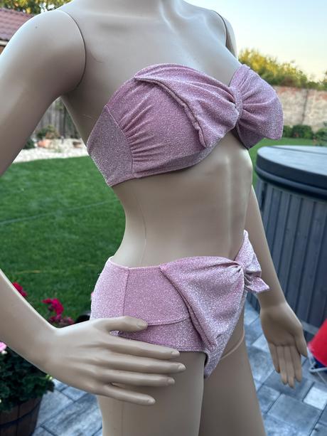 Plavky / bikiny, s