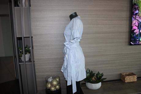 Studio kvalitne saty vel.s, s