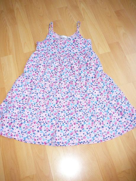 Dievcenske saty, 128