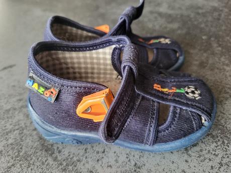 Nazo papučky, nazo,19