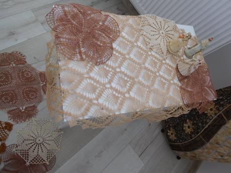 Štvorcová veľká dečka háčkovaná+menšie, 