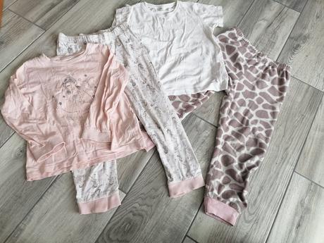 Pyžamka 104/110, 104