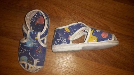 Papucky v.25, 25