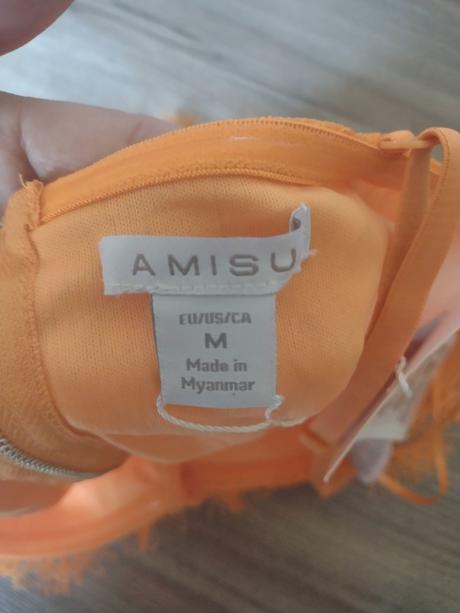 Podprsenka, alebo top, amisu,m