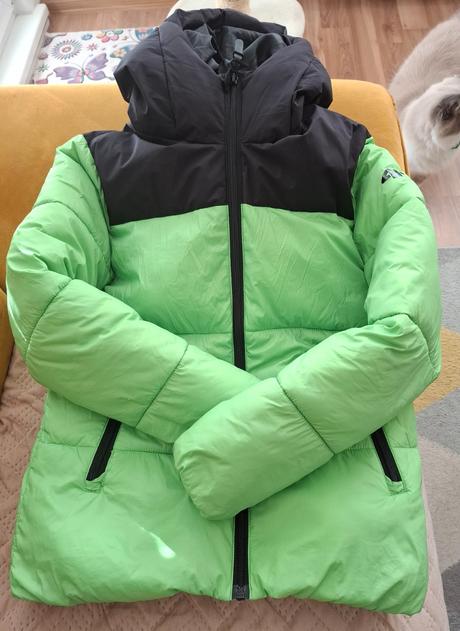Zimná bunda, 158