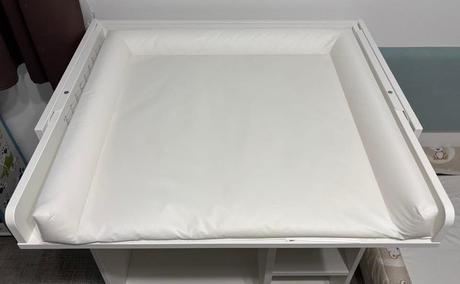 Prebaľovací pult ikea smastad, podložka grátis, 