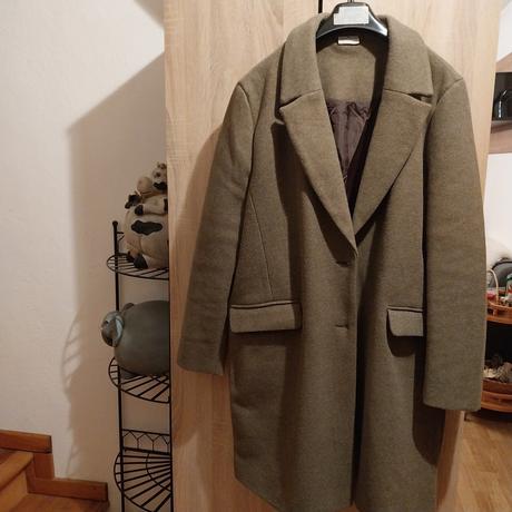 Kvalitný dámsky zimný kabátik v.46, 46