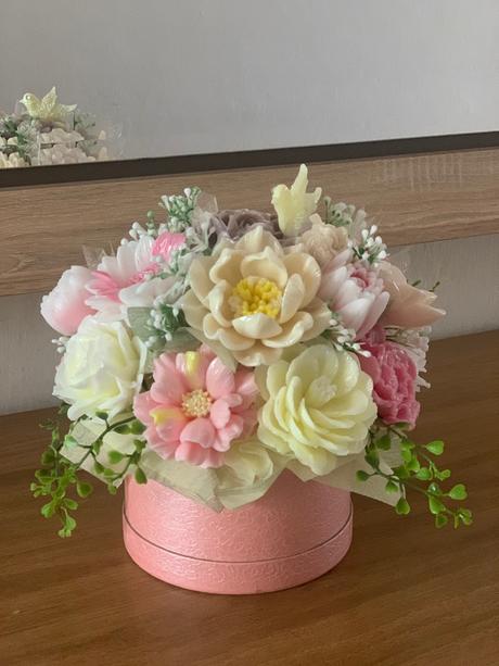 Mydlova kytica gratulačná, 