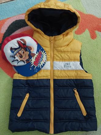 Zateplená vesta a šiltovka, 110