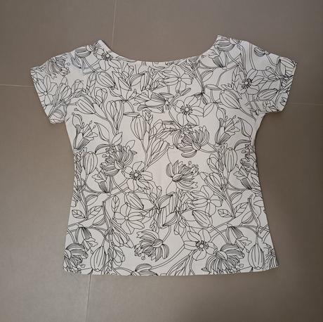 Tričko s kvetinami, s