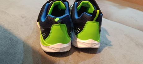 Skechers waterproof, skechers,37