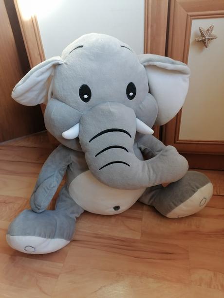 Veľký plyšový slon,