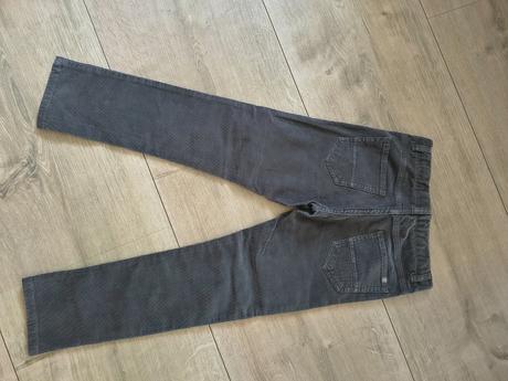 Nohavice sivé, zara,122