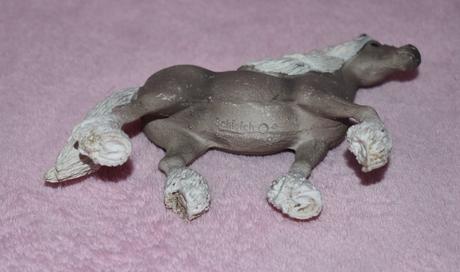 Schleich koníky poškodené,
