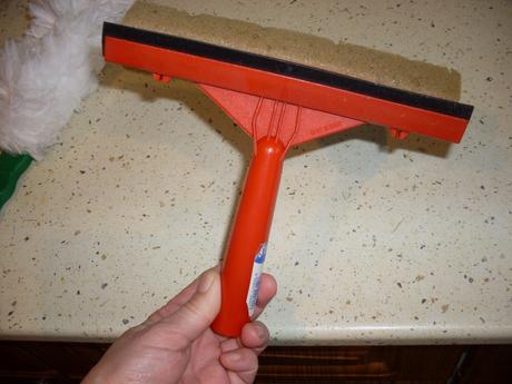 Stierka na okná,sklo,dlažbu, 