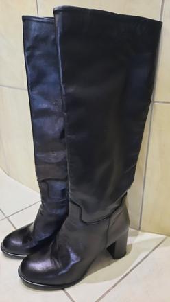 Vysoké čižmy, piazza italia,38