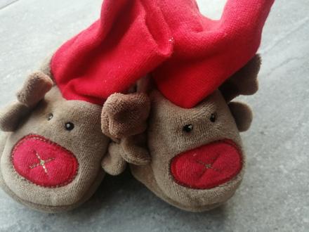 Mäkučké vianočné capačky pre kojencov d11cm, 24