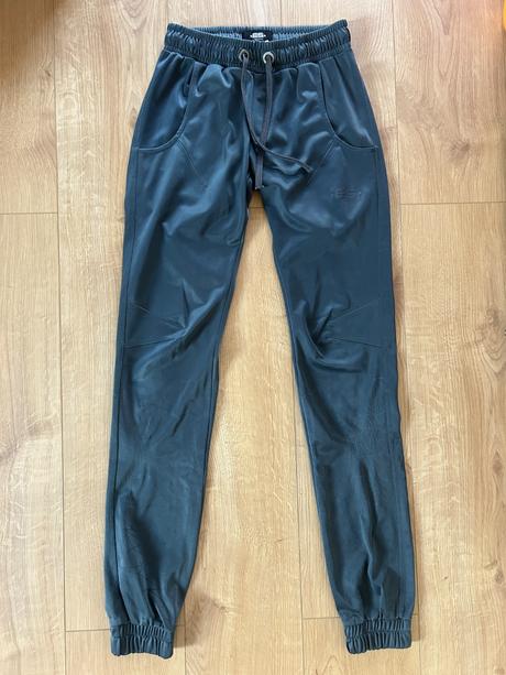 Športové tepláky es collection -s, s