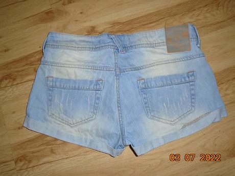 Super kratasy bershka 32/34, bershka,s