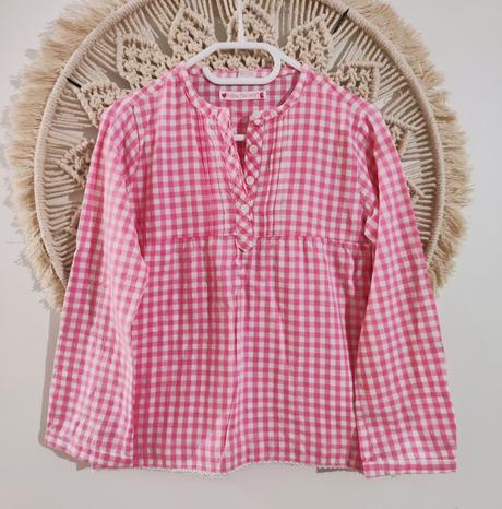 Dievčenská košieľka, 122