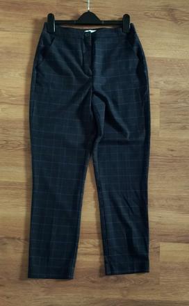 Elegantné nohavice s vyšším pásom, m