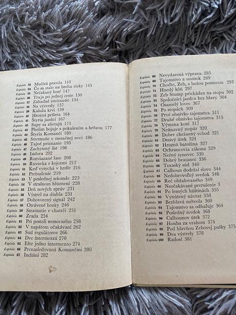 Stará retro kniha stopy jazdec bez hlavy 1966,