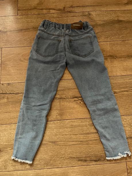 Dievčenské rifle, reserved,122