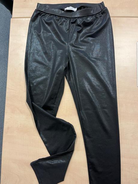 Lesklé elegantné leginy 146, reserved,146