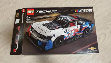Lego technic 42153 chevrolet camaro v top stave,
